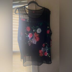 Vince Camuto Sleeveless floral top
